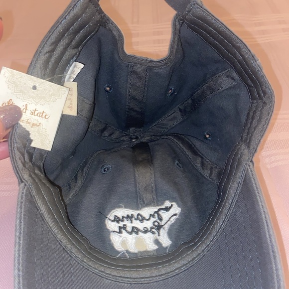 New baseball cap with tags from Altered State - Picture 3 of 3